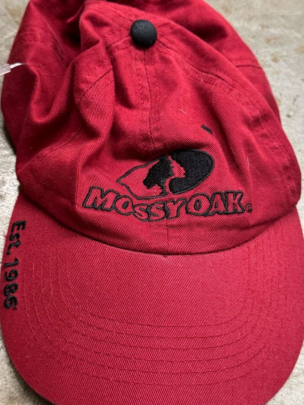 Signature Red Mossy Oak Men’s Embroidered Outdoor Hunter’s Baseball Cap Hat